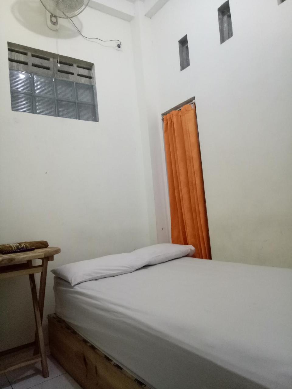 Losmen Fadel Malioboro Jogja Yogyakarta Exterior foto